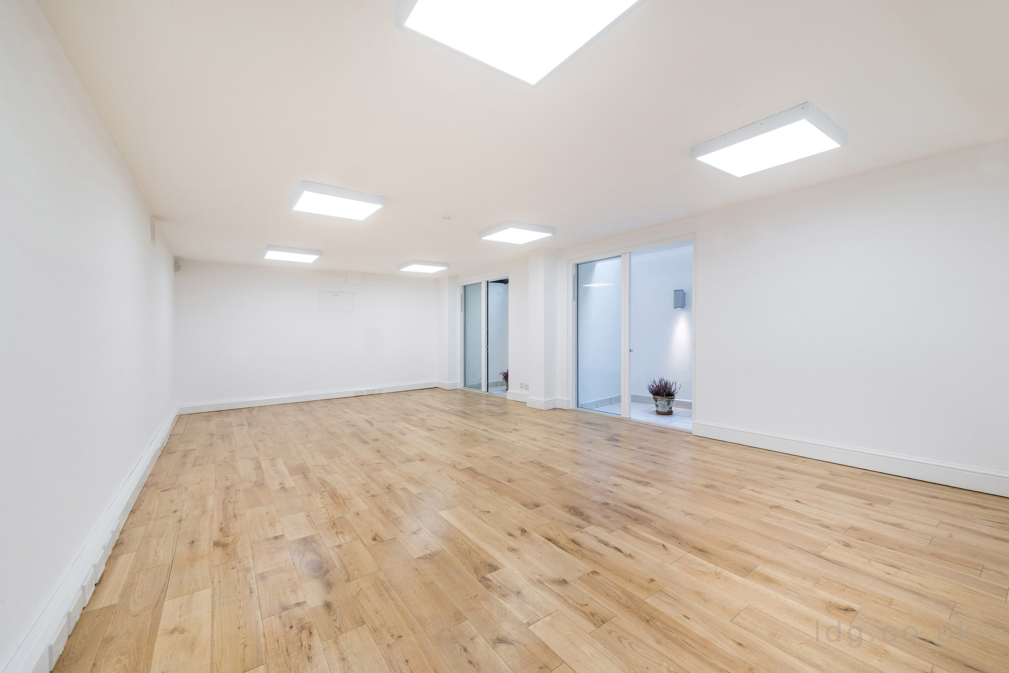 25 Whitcomb St, London for sale Building Photo- Image 1 of 1