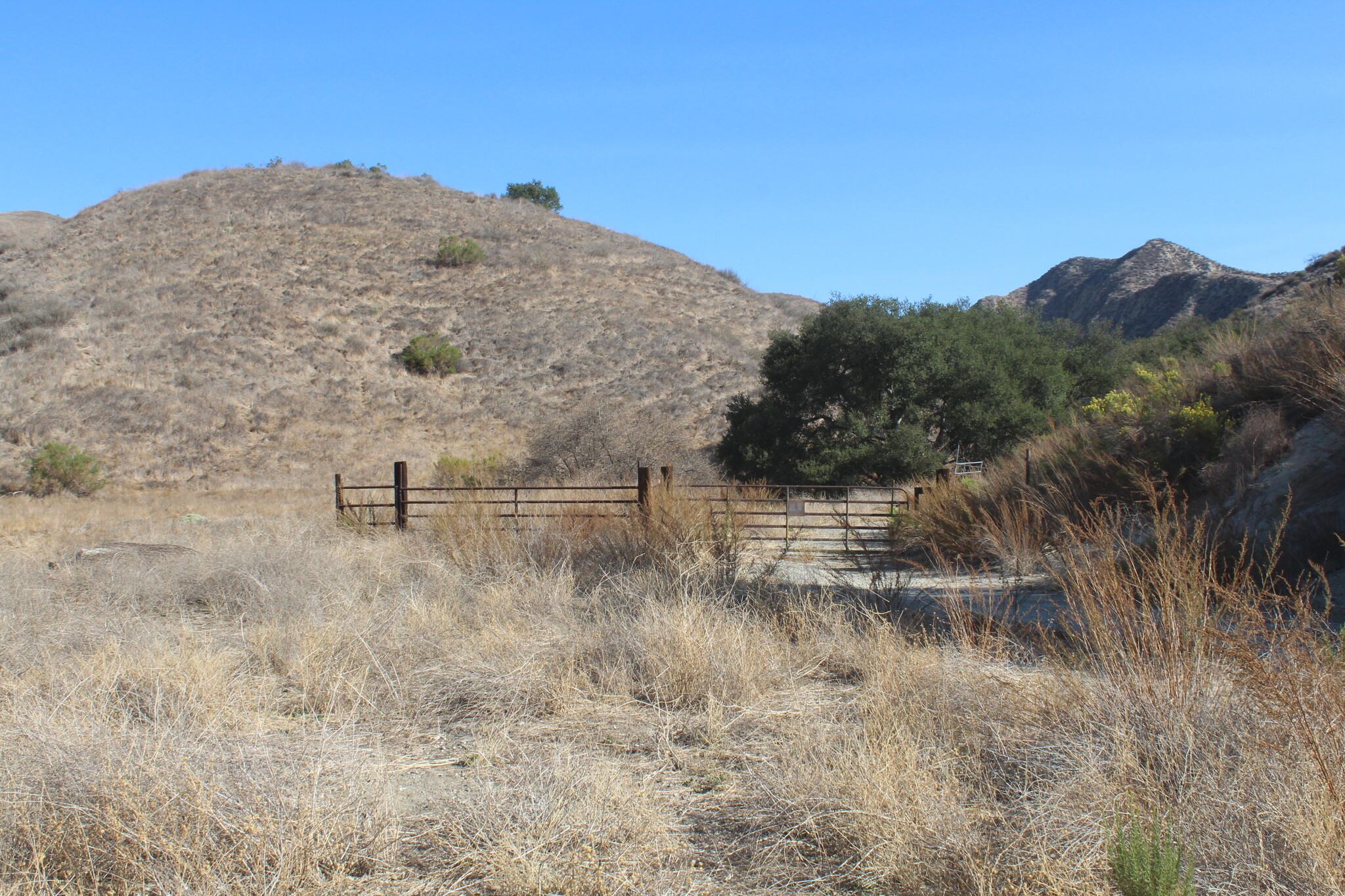 31029 Hasley Canyon Rd, Castaic, CA 91384 - Lechler Ranch | LoopNet