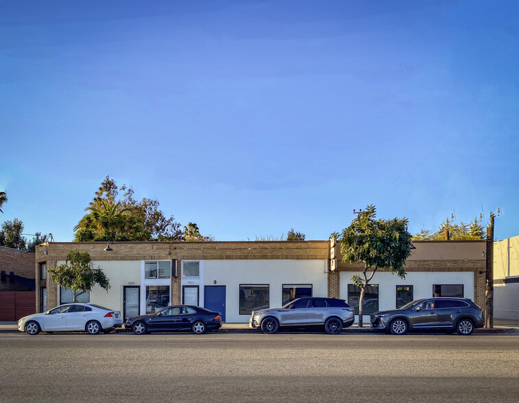 1813-1827 Lincoln Blvd, Venice, CA for lease - Building Photo - Image 2 of 12