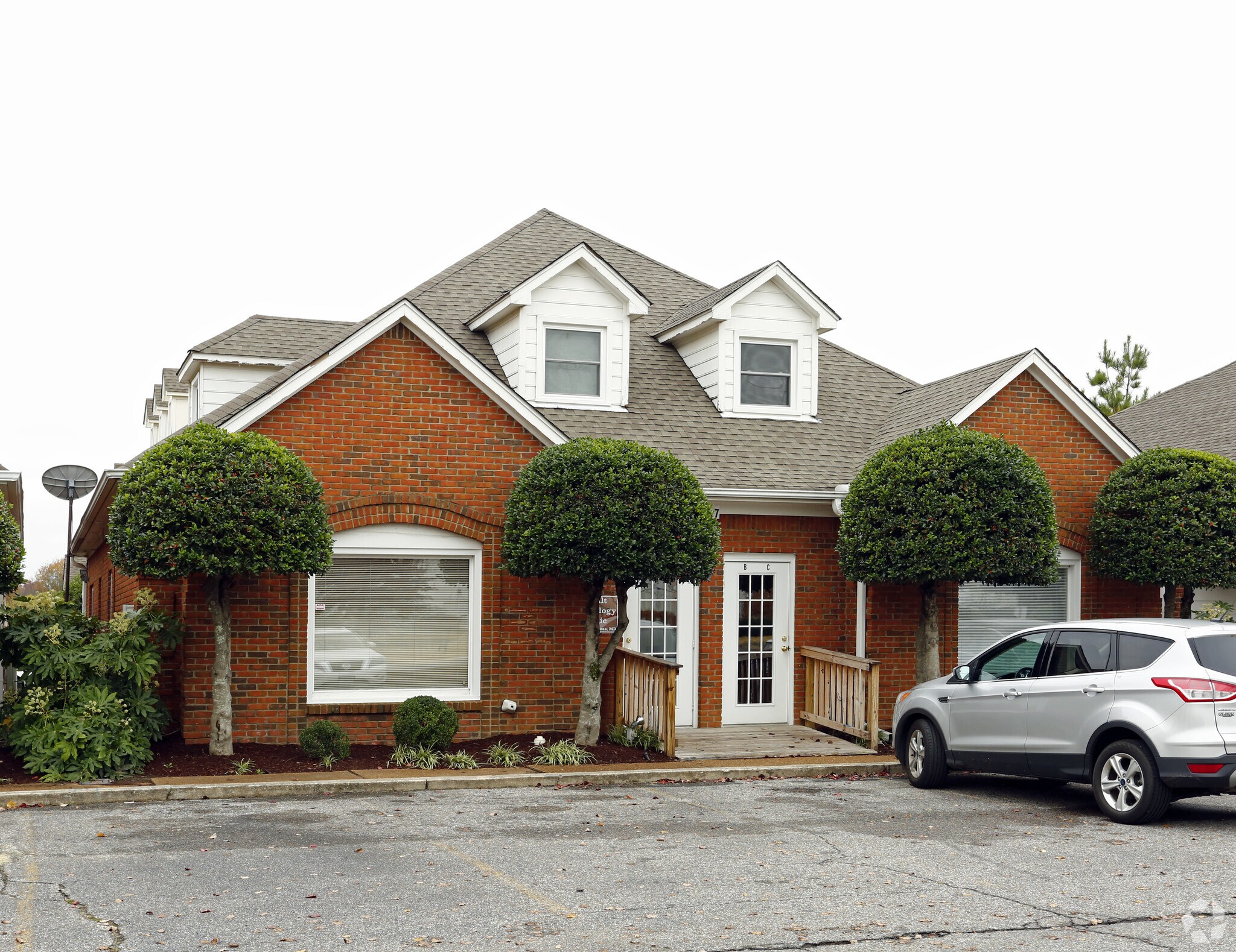 97 Stateline Rd, Southaven, MS for sale Primary Photo- Image 1 of 1