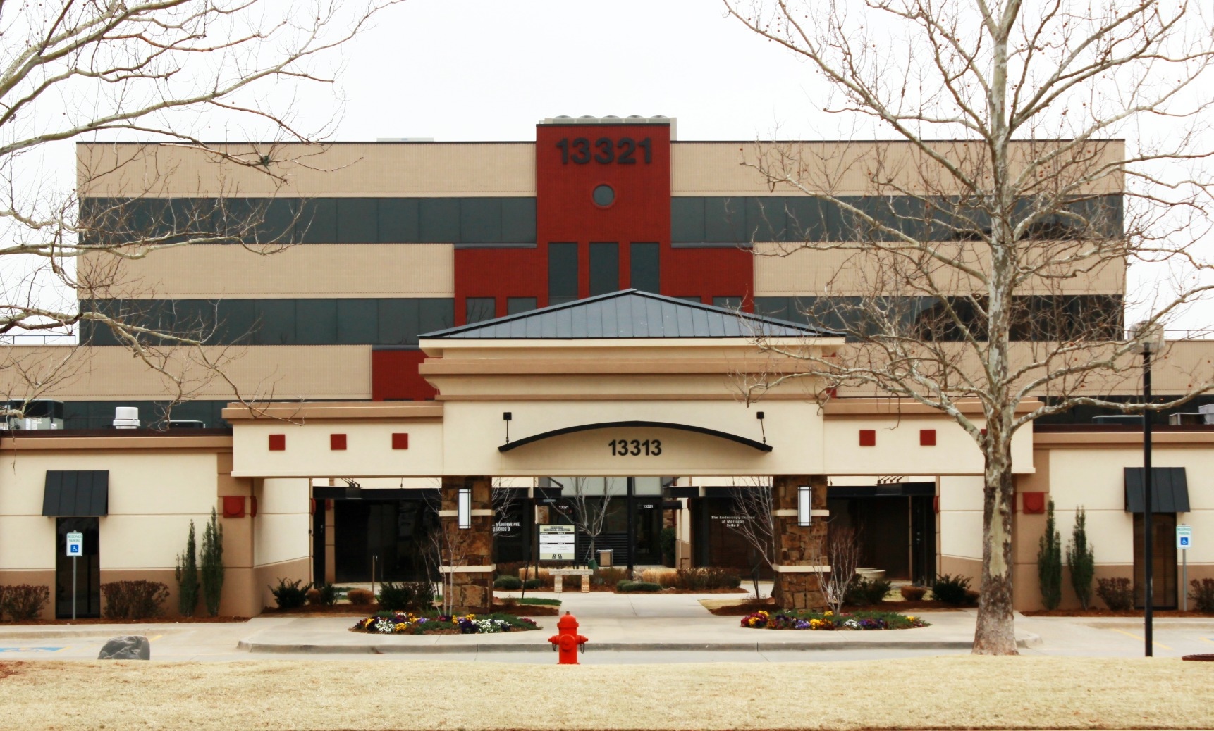 13321 N Meridian Ave, Oklahoma City, OK for lease Building Photo- Image 1 of 3