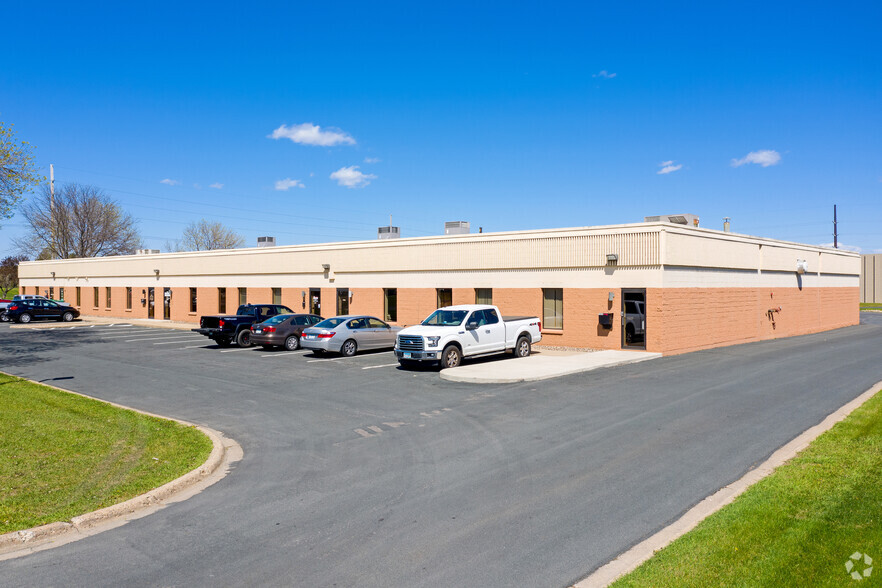 3701-3725 County Road 42, Burnsville, MN for lease - Primary Photo - Image 1 of 2