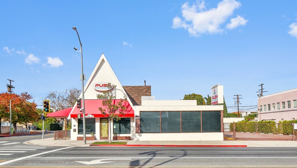 8925 W Olympic Blvd, Beverly Hills, CA for sale - Building Photo - Image 1 of 6