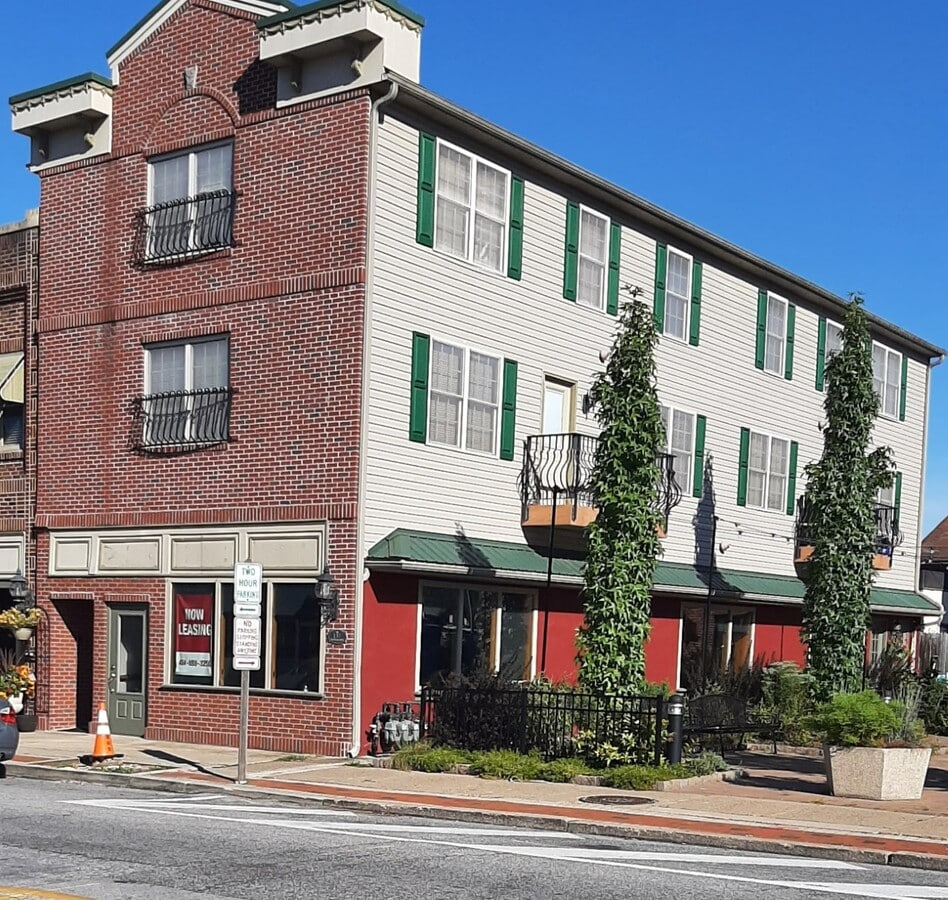 137 E Lancaster Ave, Downingtown, PA 19335