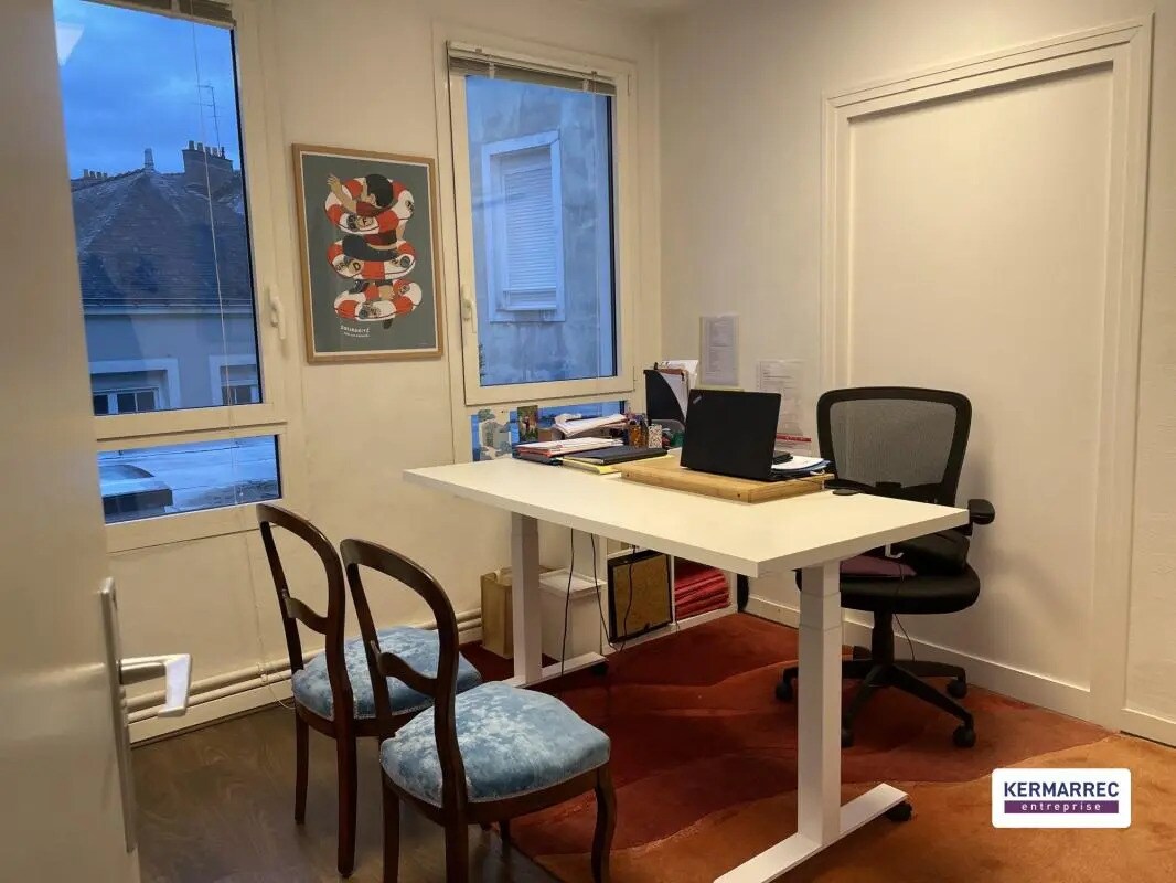 Office in Nantes for lease Interior Photo- Image 1 of 11