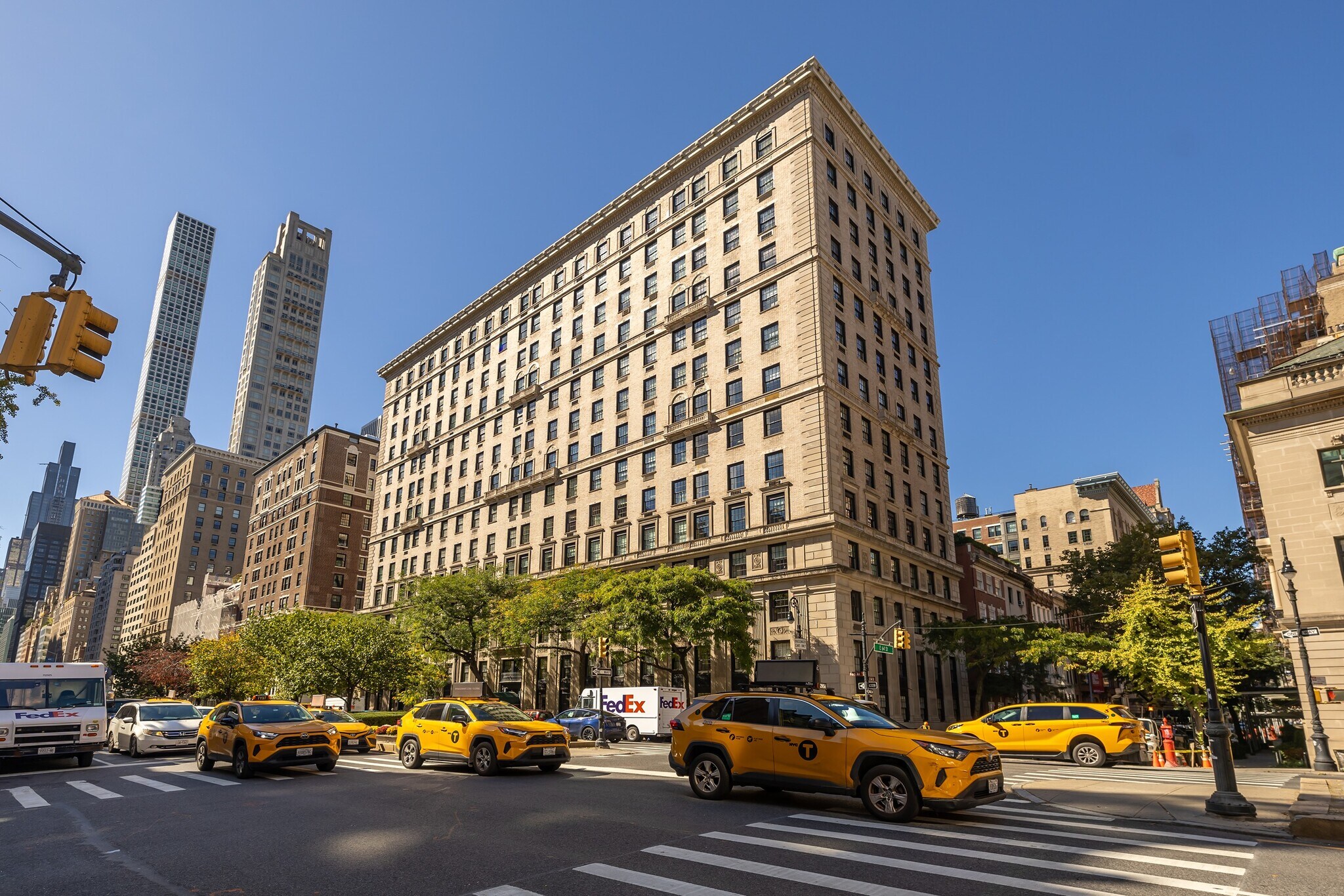 580 Park Ave, New York, NY for sale Building Photo- Image 1 of 8