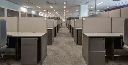 2505 Boul Laurier, Québec, QC for lease Interior Photo- Image 2 of 4