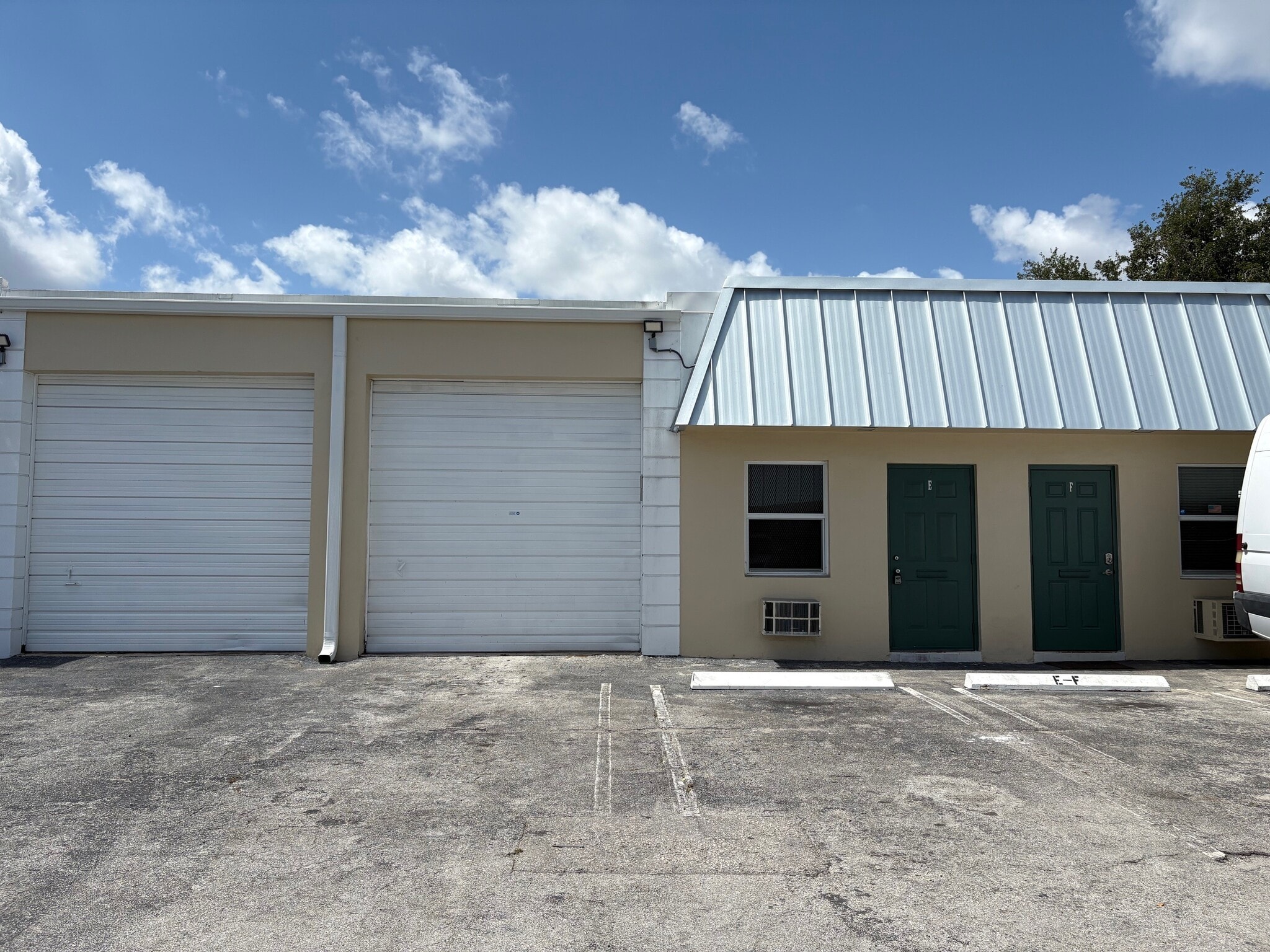 1451 SW 12th Ave, Pompano Beach, FL for lease Building Photo- Image 1 of 6