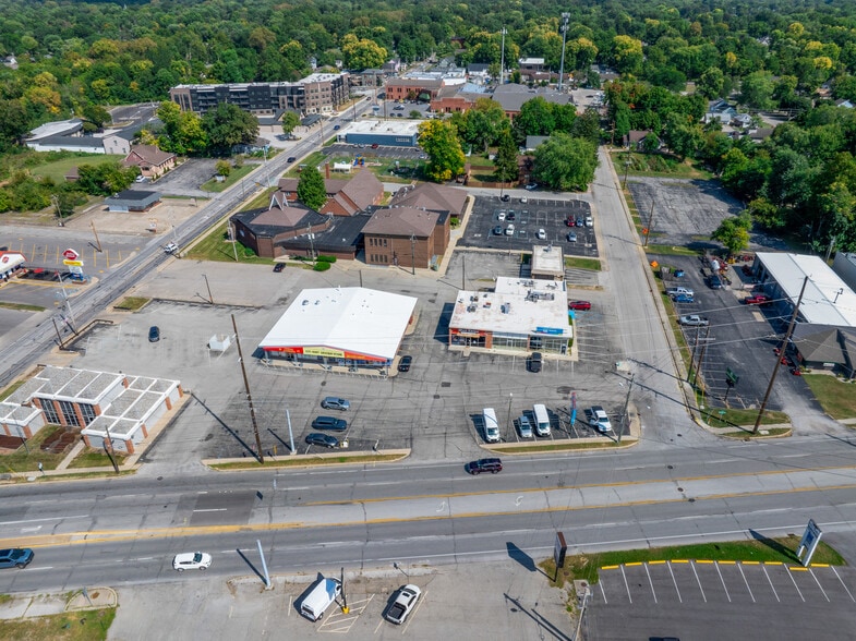 7021-7025 S Madison Ave, Indianapolis, IN for sale - Building Photo - Image 2 of 4