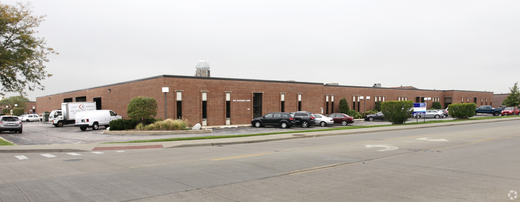 5601-5631 W Howard St, Niles, IL for lease Primary Photo- Image 1 of 19