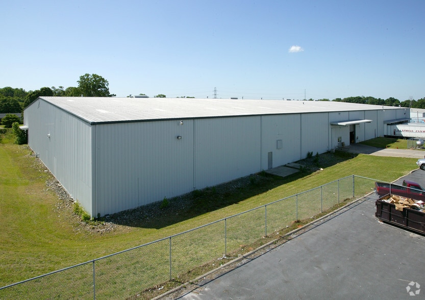 1627 S Highway 14, Greer, SC for lease - Building Photo - Image 2 of 4