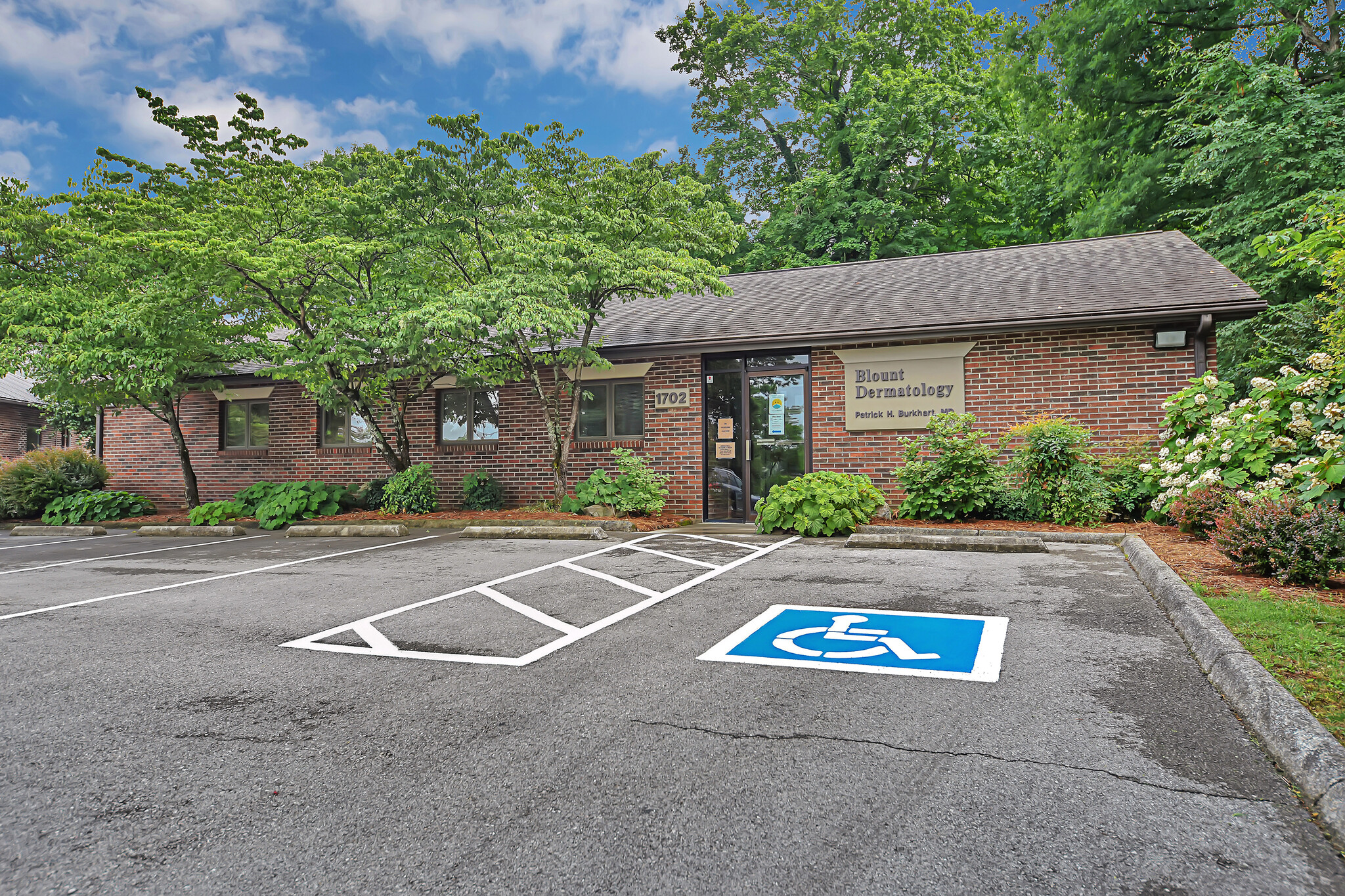 1702 Lamar Alexander Pky, Maryville, TN for sale Building Photo- Image 1 of 1