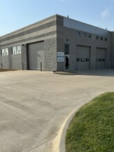 8245 Cody Dr, Lincoln, NE for lease Building Photo- Image 2 of 15