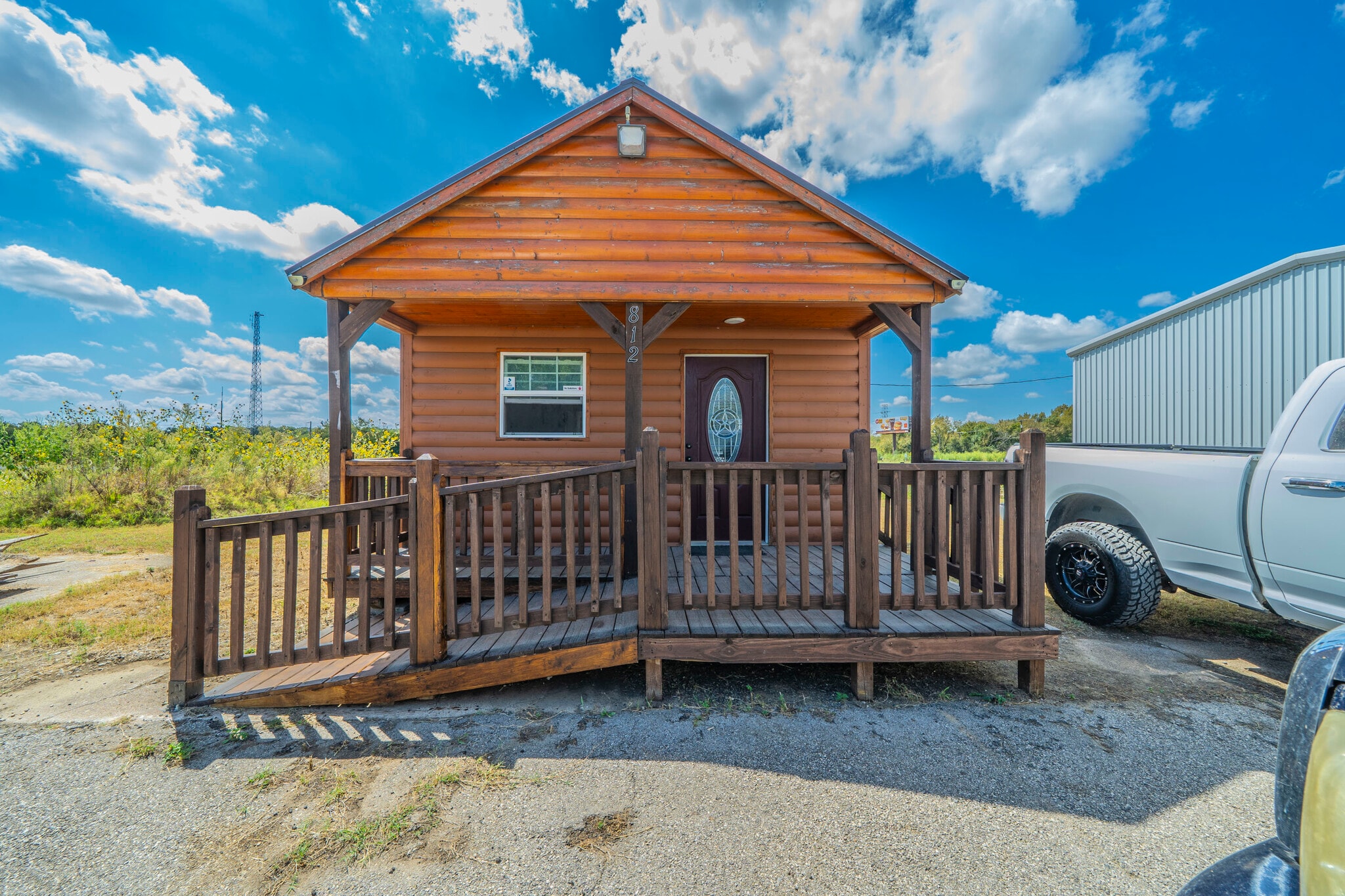 812 S Parkway Dr, Alvarado, TX for lease Building Photo- Image 1 of 4