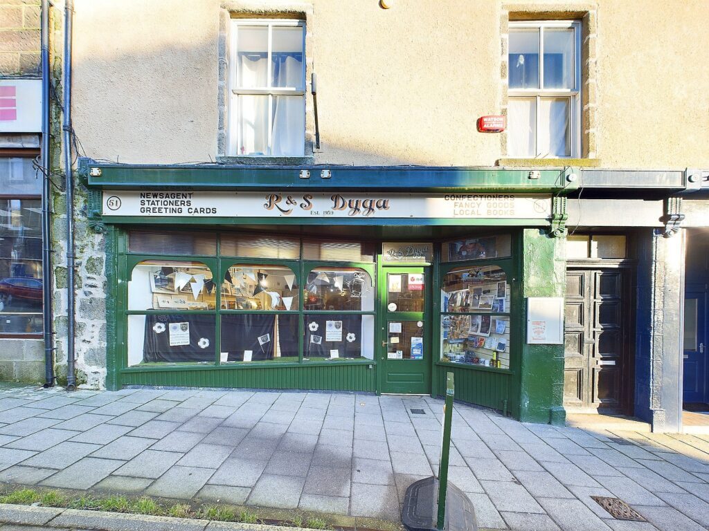 51 Broad St, Fraserburgh for sale Primary Photo- Image 1 of 4