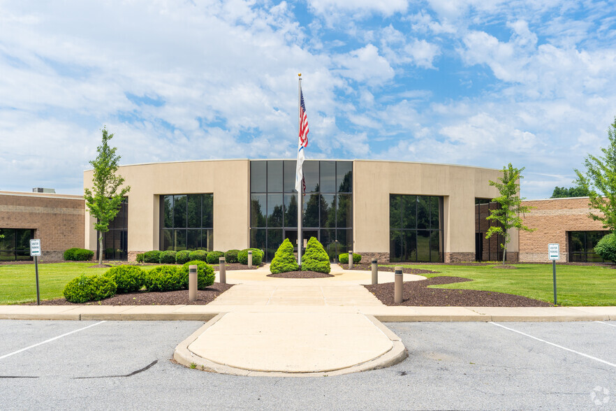 4444 Innovation Way, Allentown, PA for lease - Building Photo - Image 1 of 20