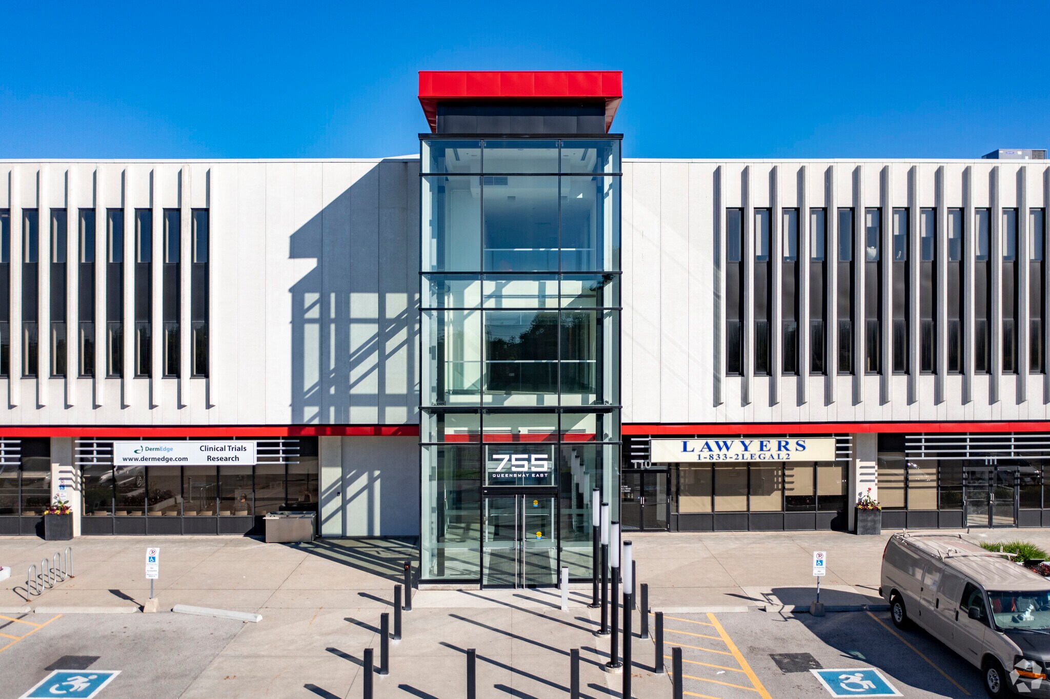 755 Queensway E, Mississauga, ON L4Y 4C5 Industrial for Sale