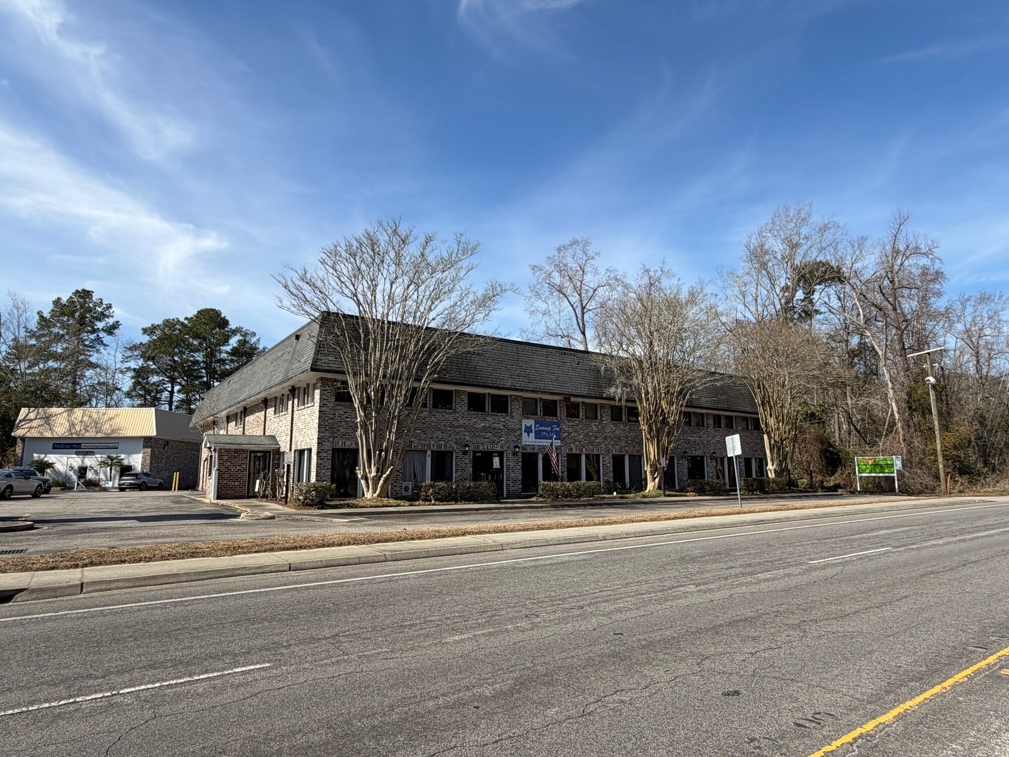 402 Old Trolley Rd, Summerville, SC for lease Interior Photo- Image 1 of 12