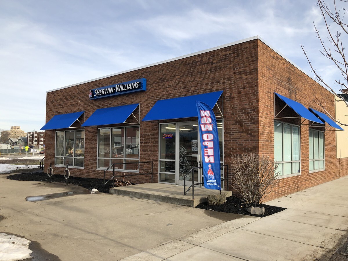 158 Monroe Ave, Rochester, NY 14607