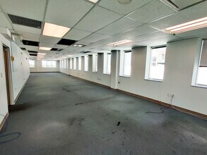 501 N Grandview Ave, Daytona Beach, FL for lease Interior Photo- Image 2 of 4