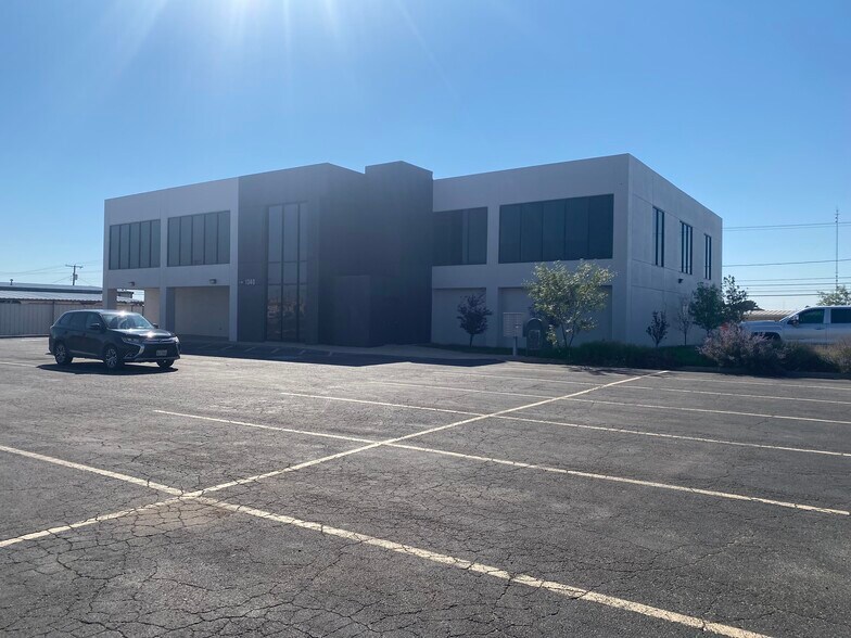 1340 E 7th St, Odessa, TX for lease - Building Photo - Image 3 of 3