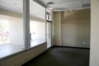 1410-1512 Wyoming Blvd NE, Albuquerque, NM for lease Interior Photo- Image 2 of 6