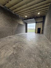 6935 Big Lake Rd, Lake Charles, LA for lease Interior Photo- Image 2 of 7