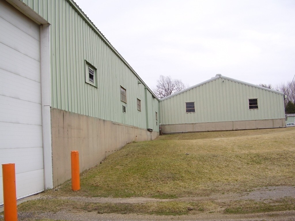920 Boyer Rd, Coloma, MI for sale Primary Photo- Image 1 of 1