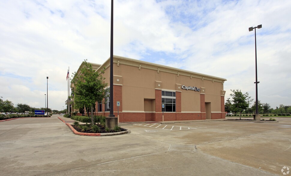 1855 W Bay Area Blvd, Webster, TX for sale - Building Photo - Image 2 of 2