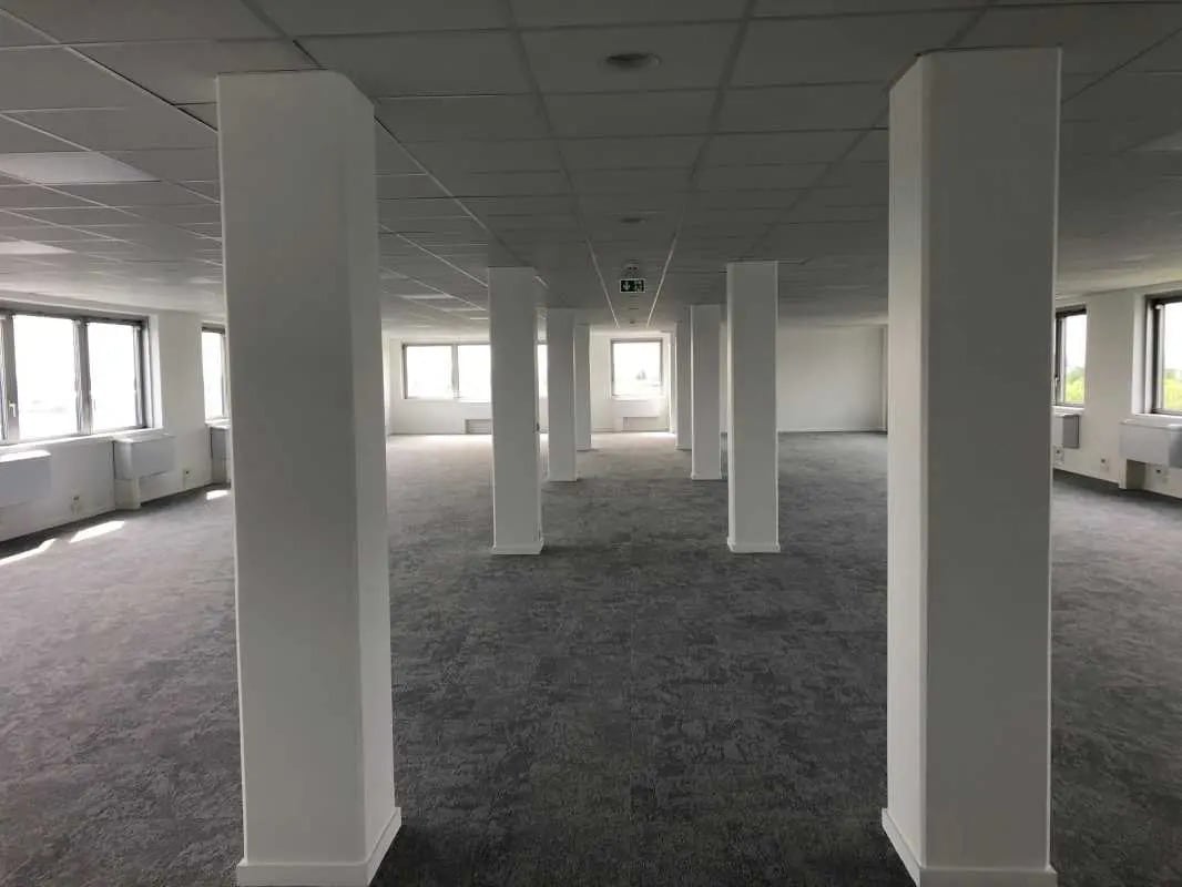 9 Rue Des 3 Soeurs, Villepinte for lease Building Photo- Image 1 of 2