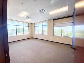 721 W Hwy 290, Dripping Springs, TX for lease Interior Photo- Image 1 of 4