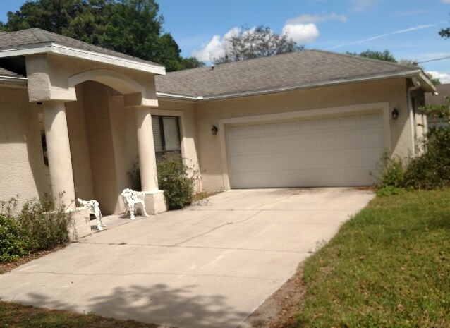 8421 Pritcher Rd, Lithia, FL for sale Primary Photo- Image 1 of 1