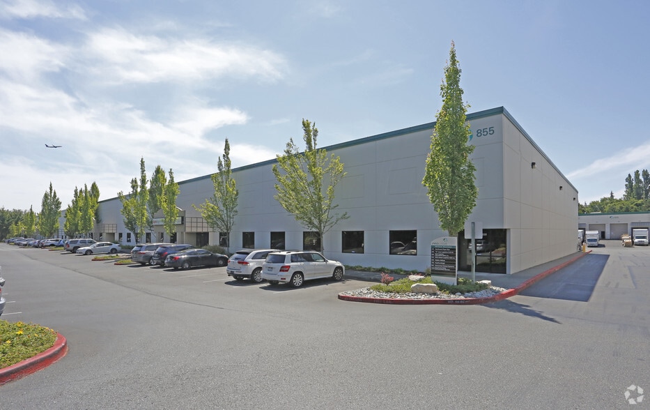 855 S 192nd St, Seatac, WA for lease - Building Photo - Image 2 of 4