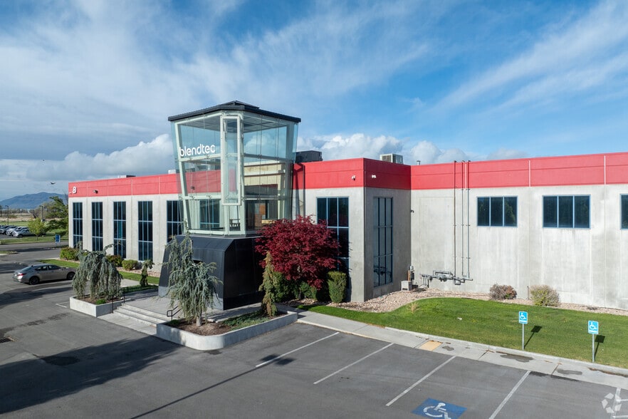 1206 S 1680 W, Orem, UT for sale - Primary Photo - Image 1 of 1