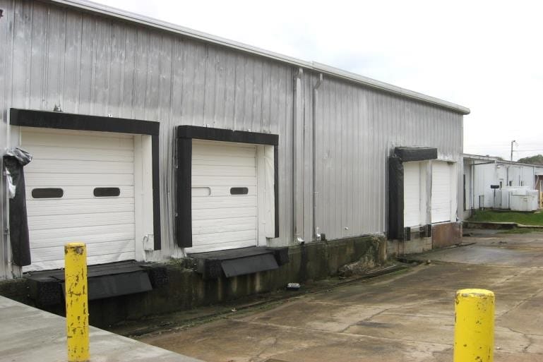 1100 Industrial Blvd, Albion, MI for sale - Building Photo - Image 2 of 17