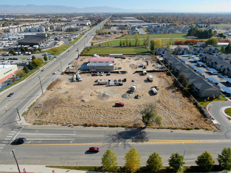 1575 W Overland Rd, Meridian, ID for sale - Building Photo - Image 1 of 1