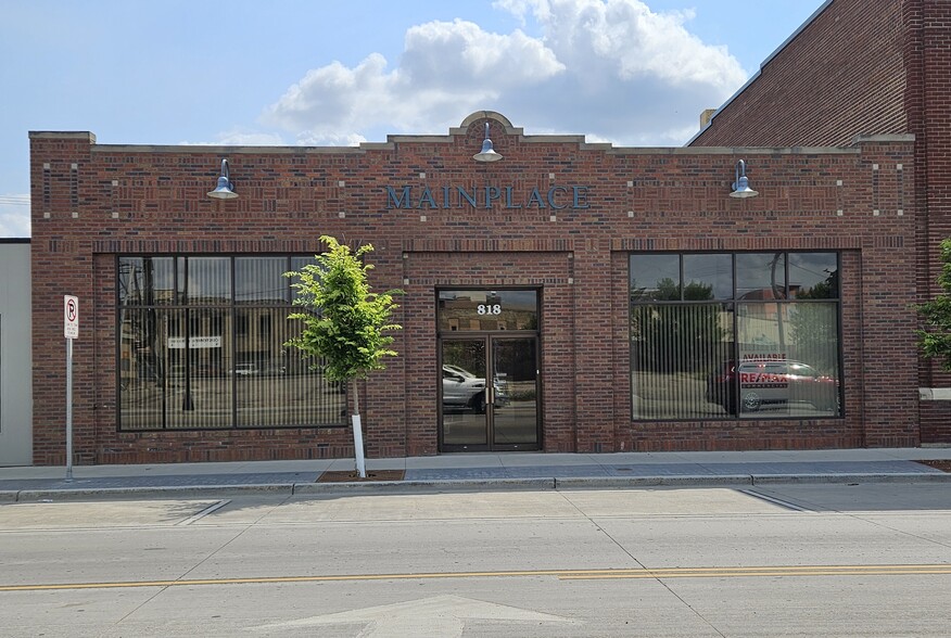 818 Main Ave, Fargo, ND for sale - Building Photo - Image 1 of 18