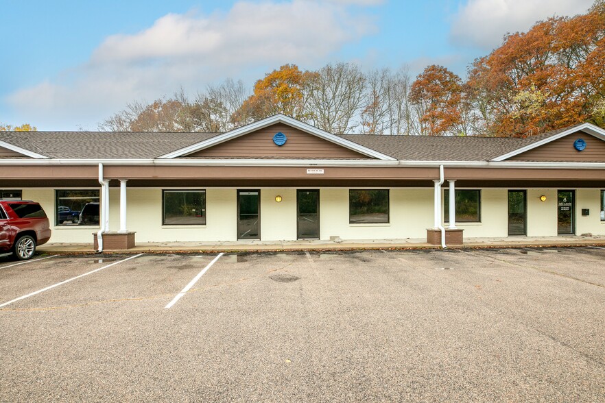 3769 Old Post Rd, Charlestown, RI for lease - Building Photo - Image 3 of 6