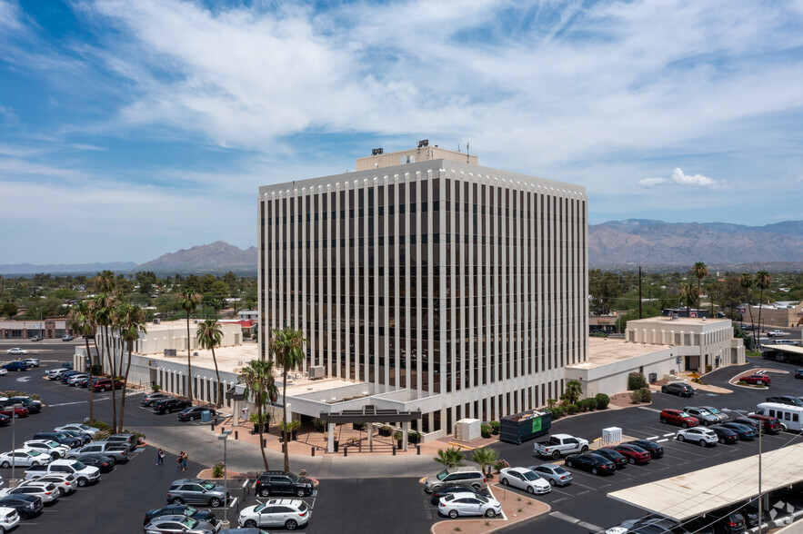 4400 E Broadway Blvd, Tucson, AZ for lease - Building Photo - Image 3 of 22