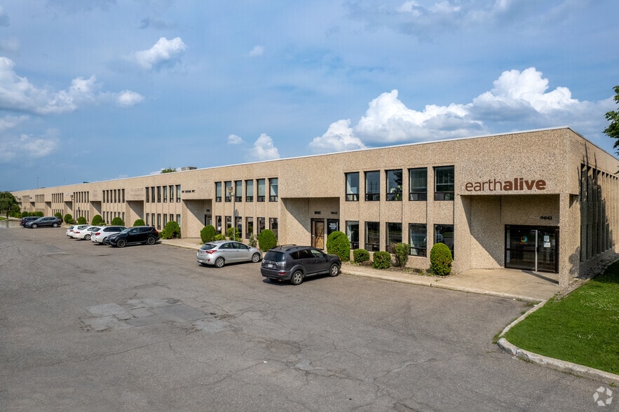 9649 Rue Saint-Clément, Montréal, QC for sale - Building Photo - Image 1 of 3