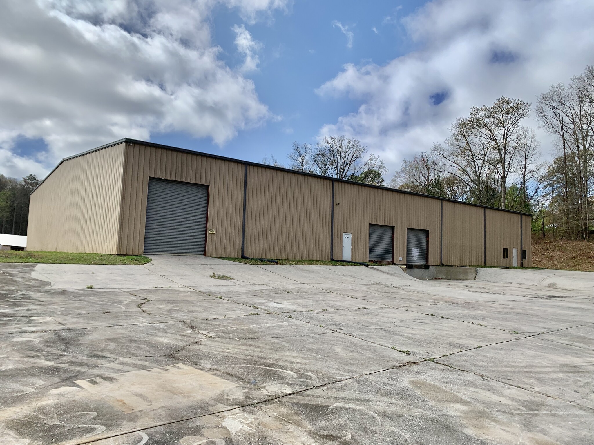 114 McAdams Dr, Tallapoosa, GA for sale Building Photo- Image 1 of 1