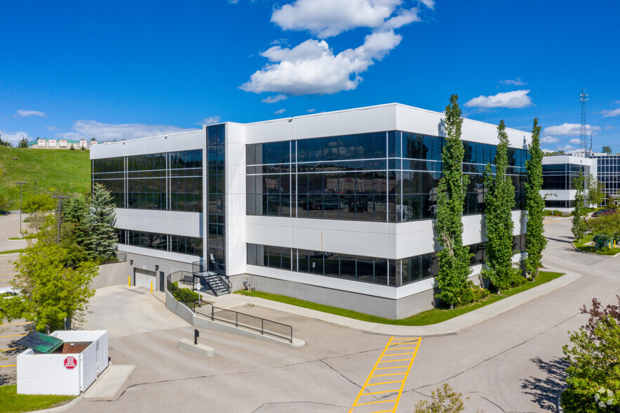 6835 Railway St SE, Calgary, AB for lease - Building Photo - Image 2 of 5