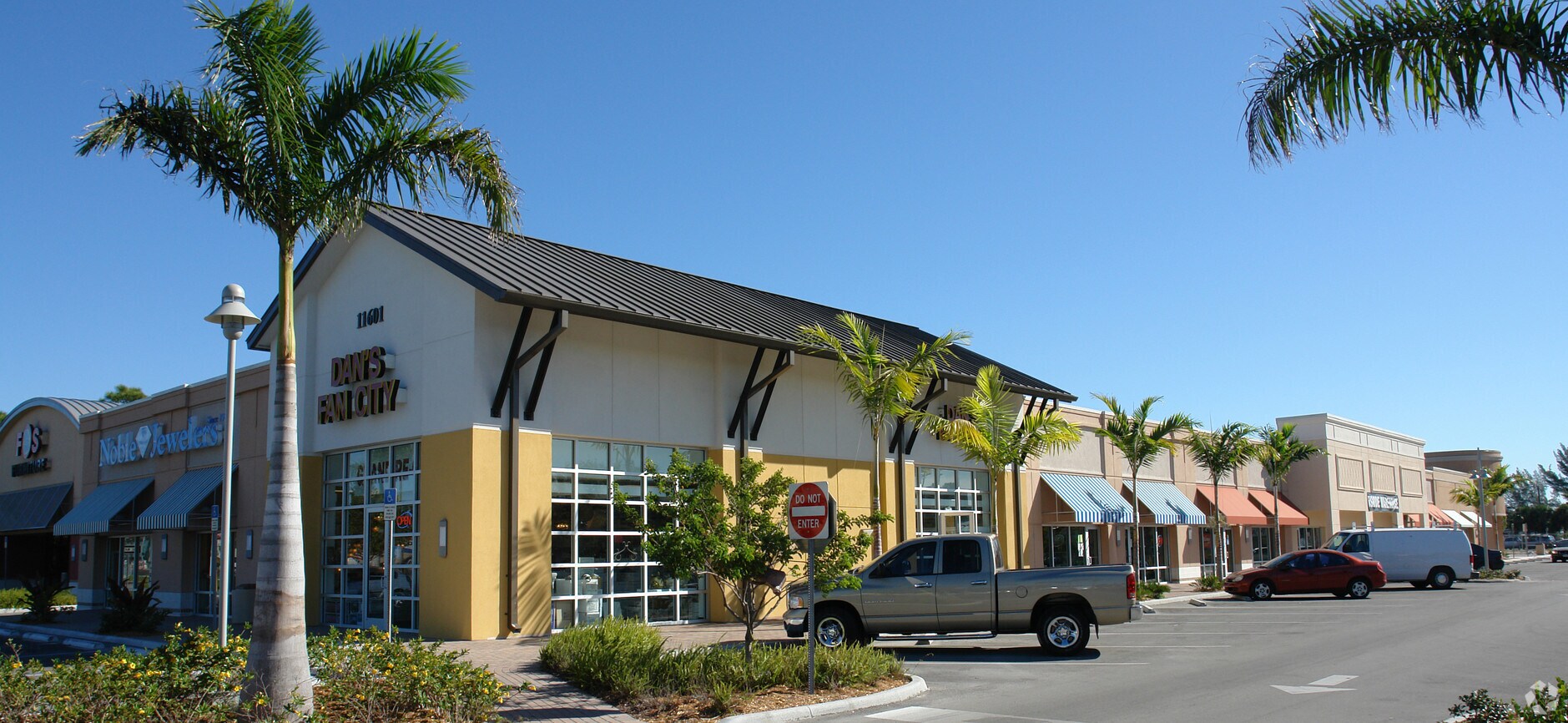 11601 11609 S Cleveland Ave Fort Myers Fl 33907 Retail Space