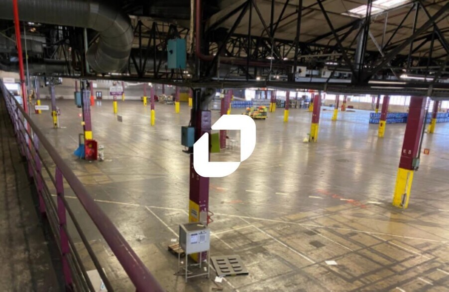 Industrial in Exincourt for lease - Interior Photo - Image 3 of 3