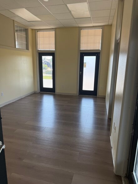 7105 Golf Club Dr, Fort Worth, TX for lease - Building Photo - Image 3 of 12