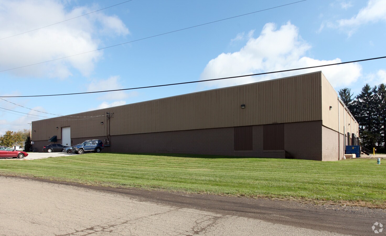 4770 Navarre Rd SW, Canton, OH 44706