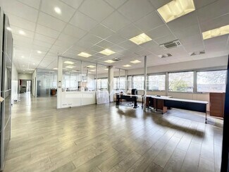 More details for Flex, Industrial for Lease