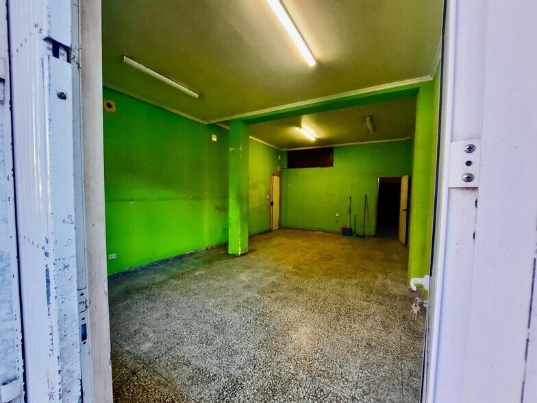 Retail in Albalat de la Ribera for sale - Building Photo - Image 3 of 11