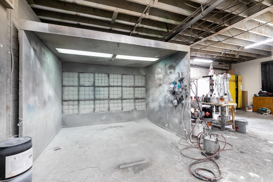 4606-4620 W Jefferson Blvd, Los Angeles, CA for lease - Interior Photo - Image 2 of 15