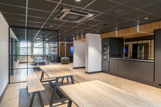 Tyne Bridge, Newcastle Upon Tyne for lease Interior Photo- Image 1 of 16